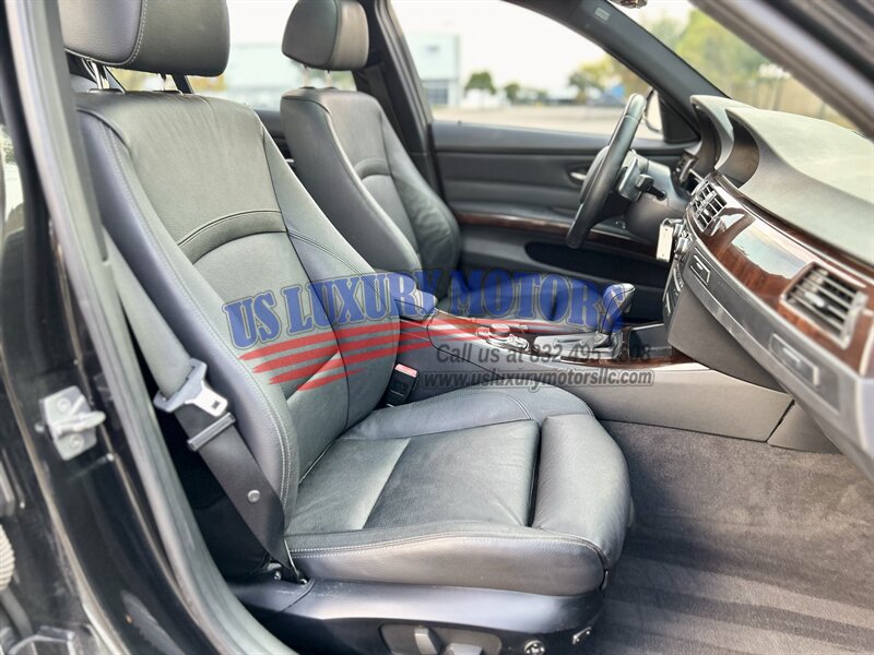 2011 BMW BMW 335i x DRIVE M SPORT PKG iDRIVE NAV HTD STS LOADED YOUTUBE VIDEO   - Photo 65 - Stafford, TX 77477