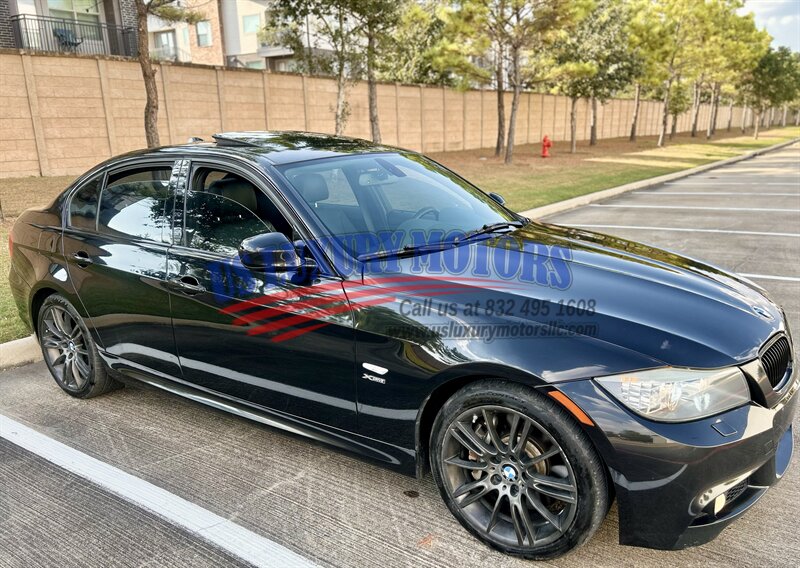 2011 BMW BMW 335i x DRIVE M SPORT PKG iDRIVE NAV HTD STS LOADED YOUTUBE VIDEO   - Photo 11 - Stafford, TX 77477