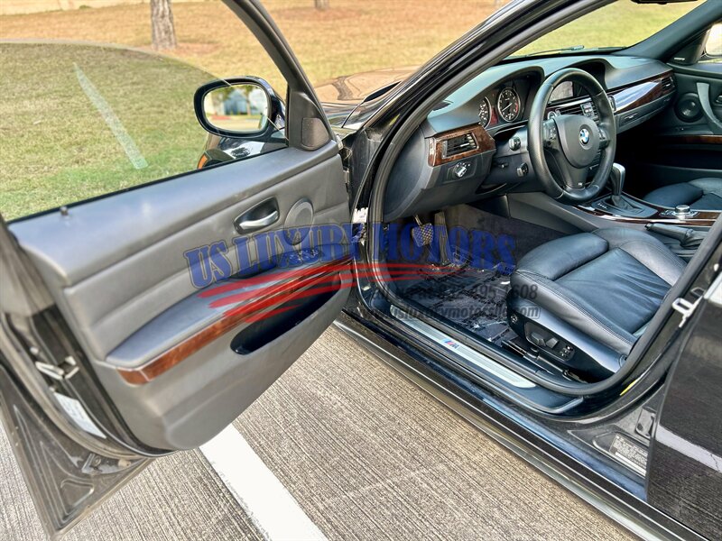 2011 BMW BMW 335i x DRIVE M SPORT PKG iDRIVE NAV HTD STS LOADED YOUTUBE VIDEO   - Photo 48 - Stafford, TX 77477