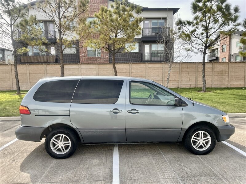 2000 Toyota Sienna CE 71K LOW MILES SUPER NICE YOUTUBE VIDEO   - Photo 17 - Stafford, TX 77477