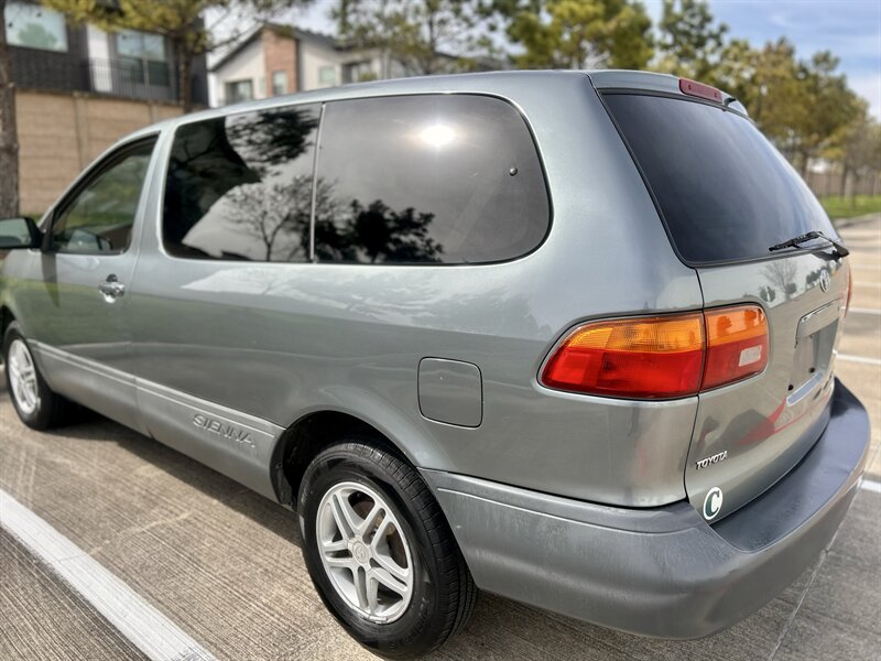 2000 Toyota Sienna CE 71K LOW MILES SUPER NICE YOUTUBE VIDEO   - Photo 16 - Stafford, TX 77477