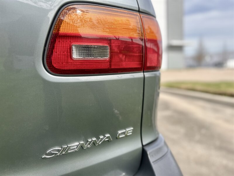 2000 Toyota Sienna CE 71K LOW MILES SUPER NICE YOUTUBE VIDEO   - Photo 31 - Stafford, TX 77477