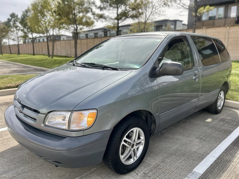 2000 Toyota Sienna CE 71K LOW MILES SUPER NICE YOUTUBE VIDEO   - Photo 2 - Stafford, TX 77477