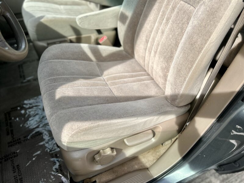 2000 Toyota Sienna CE 71K LOW MILES SUPER NICE YOUTUBE VIDEO   - Photo 44 - Stafford, TX 77477