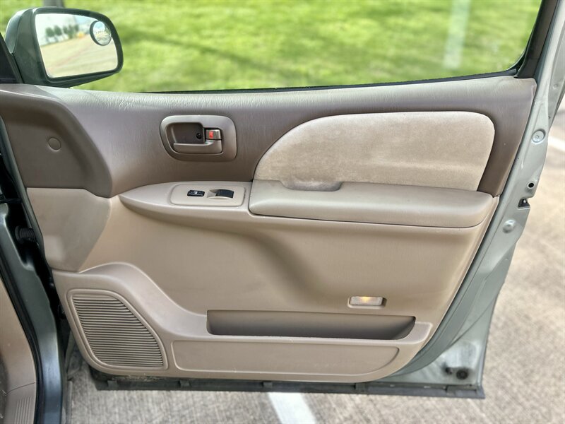 2000 Toyota Sienna CE 71K LOW MILES SUPER NICE YOUTUBE VIDEO   - Photo 61 - Stafford, TX 77477