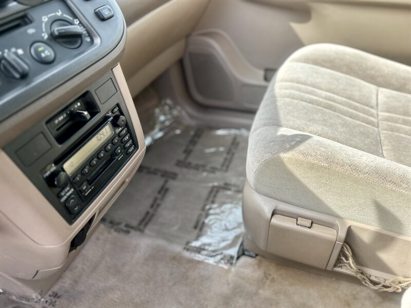 2000 Toyota Sienna CE 71K LOW MILES SUPER NICE YOUTUBE VIDEO   - Photo 49 - Stafford, TX 77477