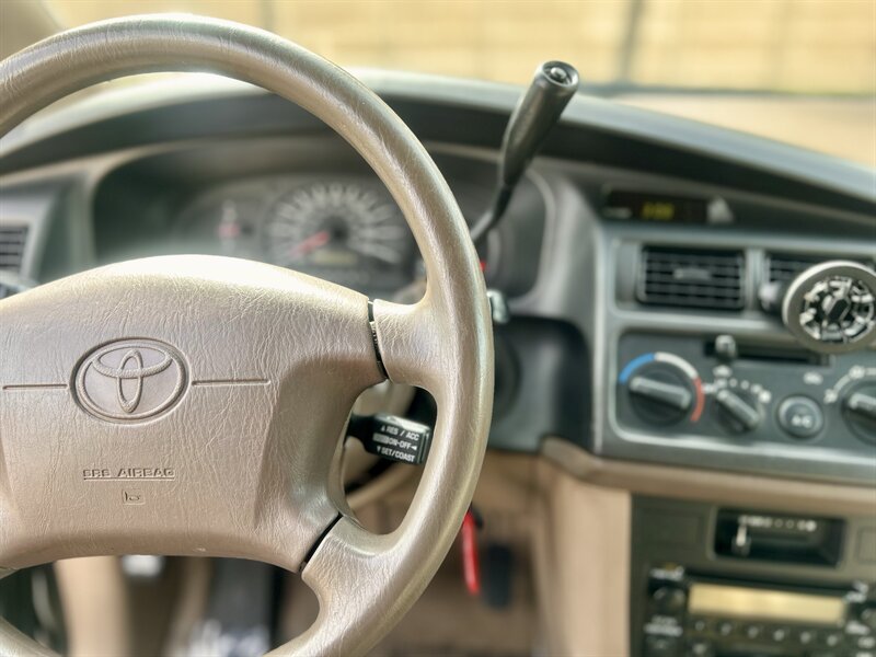 2000 Toyota Sienna CE 71K LOW MILES SUPER NICE YOUTUBE VIDEO   - Photo 59 - Stafford, TX 77477