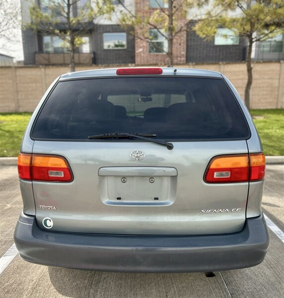 2000 Toyota Sienna CE 71K LOW MILES SUPER NICE YOUTUBE VIDEO   - Photo 13 - Stafford, TX 77477