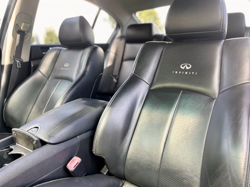 2012 INFINITI INFINITI G37 JOURNEY NAVIGATION R-CAMERA HTD SEATS PADDLE SHIFTER   - Photo 45 - Stafford, TX 77477