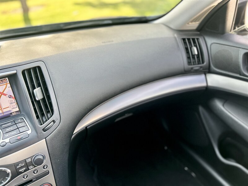 2012 INFINITI INFINITI G37 JOURNEY NAVIGATION R-CAMERA HTD SEATS PADDLE SHIFTER   - Photo 61 - Stafford, TX 77477