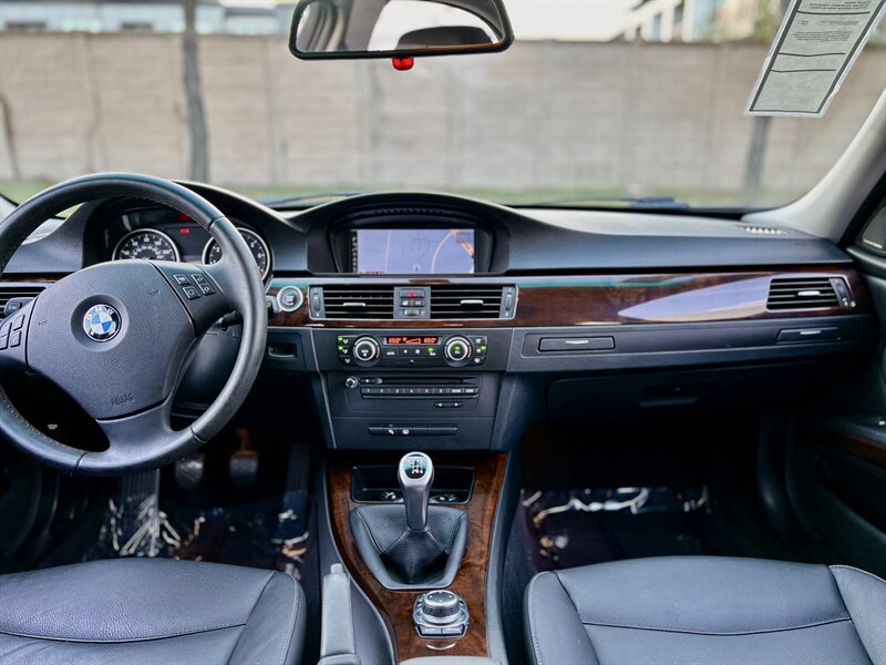 2011 BMW 328i   - Photo 15 - Stafford, TX 77477