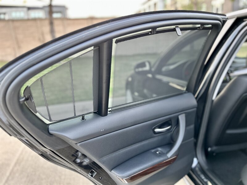 2011 BMW 328i   - Photo 21 - Stafford, TX 77477