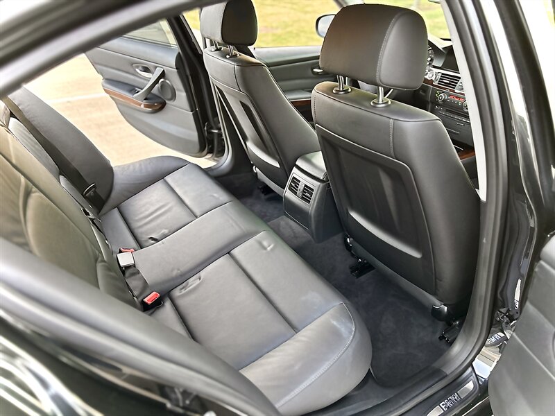 2011 BMW 328i   - Photo 24 - Stafford, TX 77477