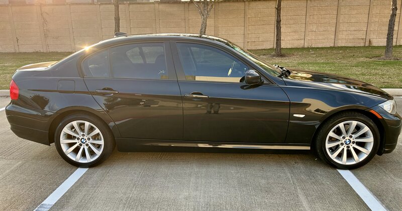 2011 BMW 328i   - Photo 42 - Stafford, TX 77477