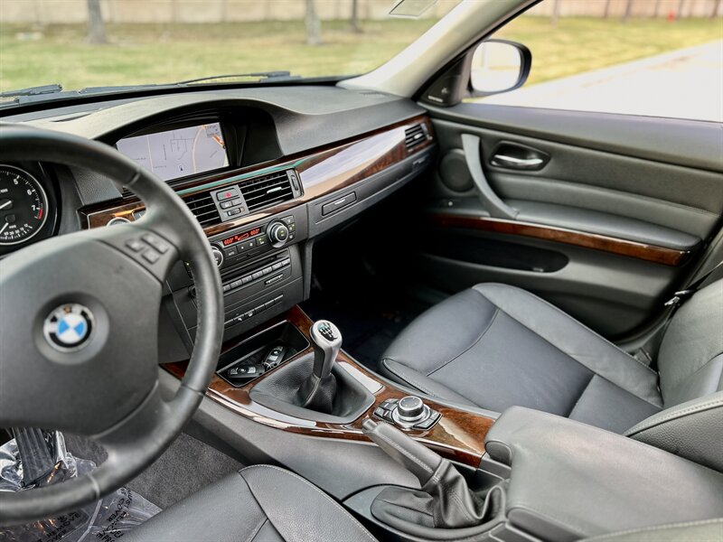 2011 BMW 328i   - Photo 14 - Stafford, TX 77477