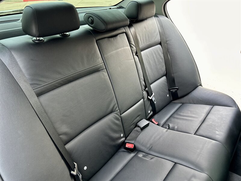 2011 BMW 328i   - Photo 25 - Stafford, TX 77477