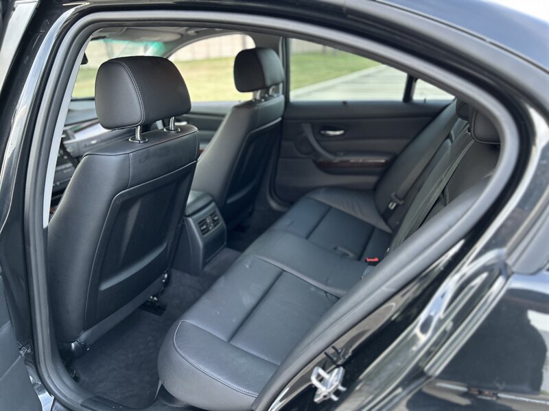 2011 BMW 328i   - Photo 28 - Stafford, TX 77477