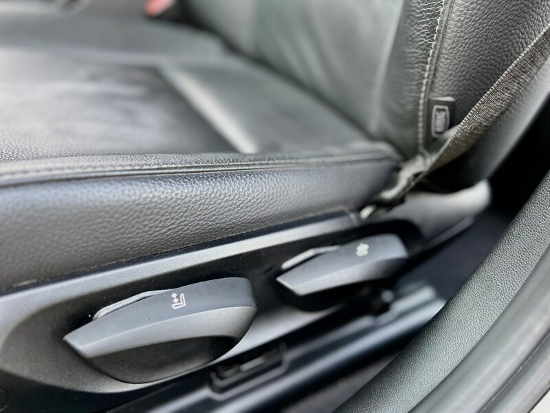 2011 BMW 328i   - Photo 13 - Stafford, TX 77477