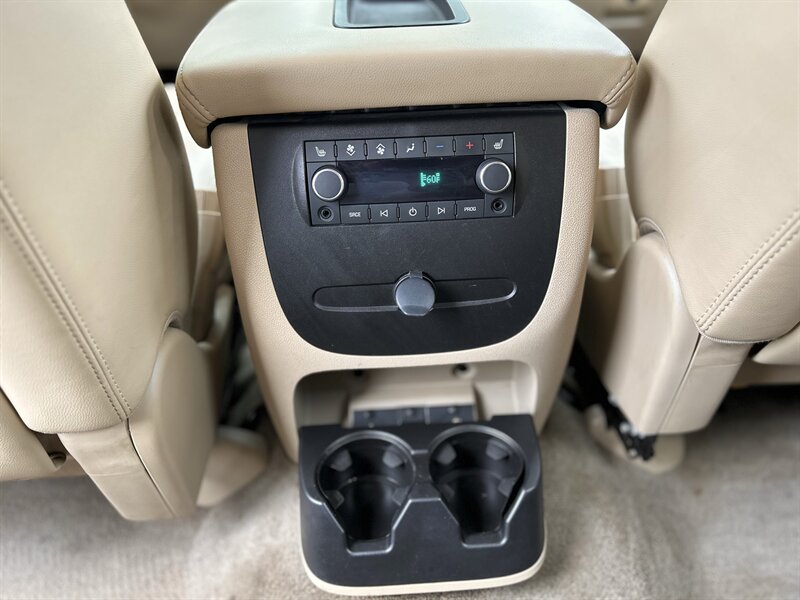 2010 Chevrolet CHEVROLET SUBURBAN LT Z-71 4X4 LEATHER DVD HTD COOL SEATS LOADED 4WD   - Photo 61 - Stafford, TX 77477