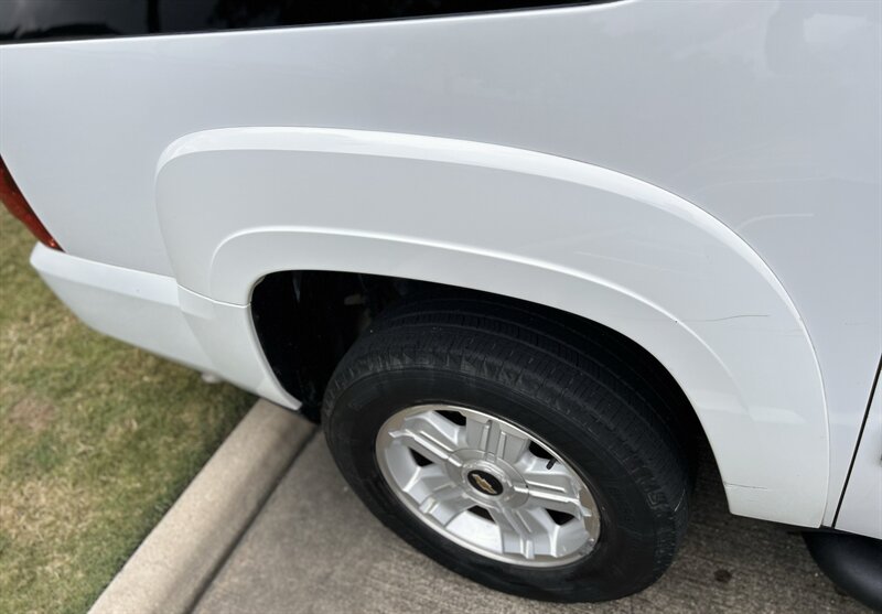 2010 Chevrolet CHEVROLET SUBURBAN LT Z-71 4X4 LEATHER DVD HTD COOL SEATS LOADED 4WD   - Photo 73 - Stafford, TX 77477