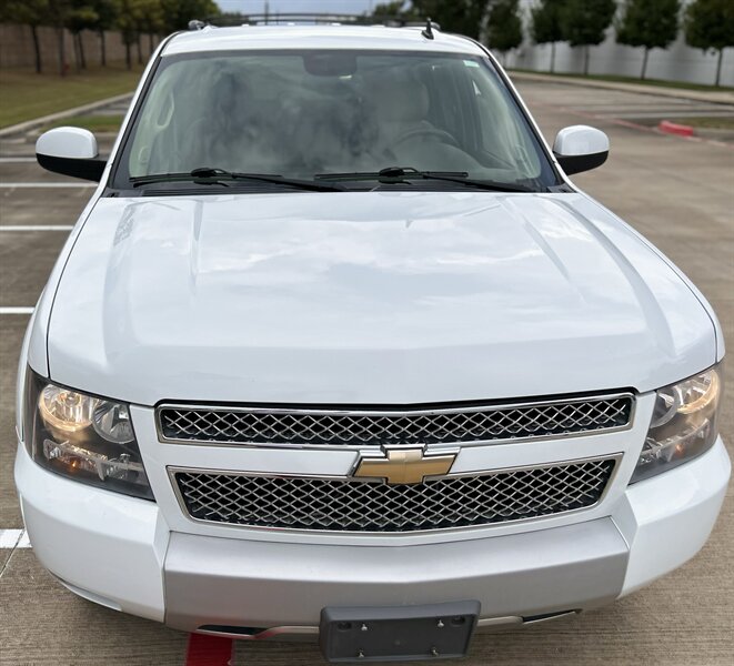 2010 Chevrolet CHEVROLET SUBURBAN LT Z-71 4X4 LEATHER DVD HTD COOL SEATS LOADED 4WD   - Photo 8 - Stafford, TX 77477