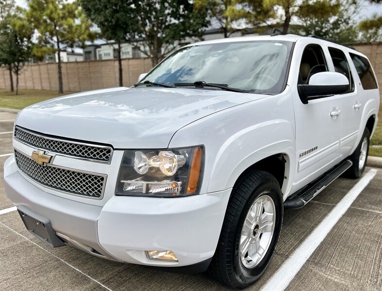 2010 Chevrolet CHEVROLET SUBURBAN LT Z-71 4X4 LEATHER DVD HTD COOL SEATS LOADED 4WD   - Photo 6 - Stafford, TX 77477