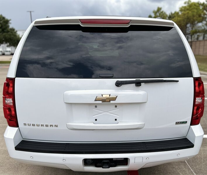 2010 Chevrolet CHEVROLET SUBURBAN LT Z-71 4X4 LEATHER DVD HTD COOL SEATS LOADED 4WD   - Photo 15 - Stafford, TX 77477