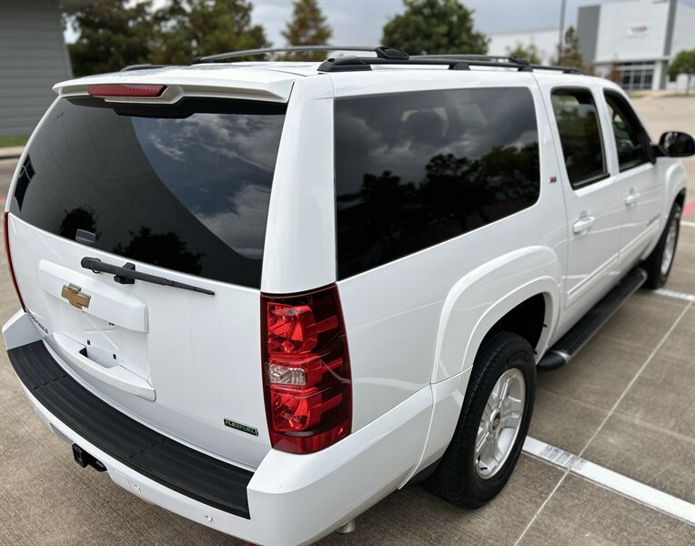 2010 Chevrolet CHEVROLET SUBURBAN LT Z-71 4X4 LEATHER DVD HTD COOL SEATS LOADED 4WD   - Photo 23 - Stafford, TX 77477