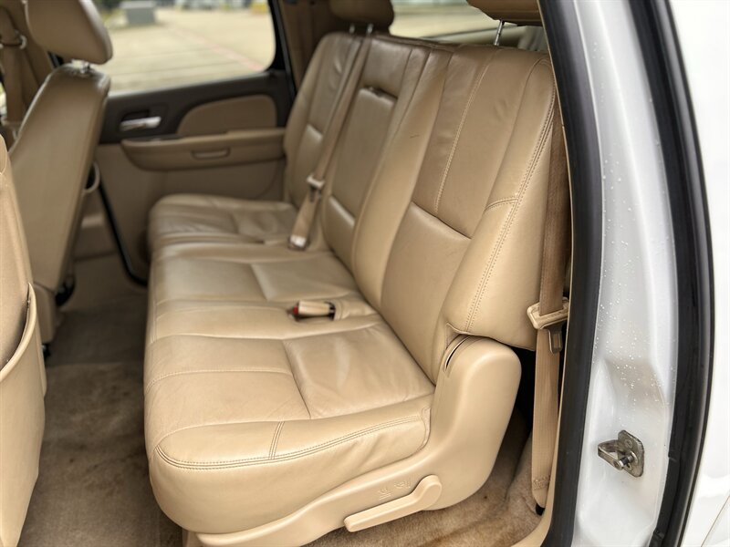 2010 Chevrolet CHEVROLET SUBURBAN LT Z-71 4X4 LEATHER DVD HTD COOL SEATS LOADED 4WD   - Photo 52 - Stafford, TX 77477