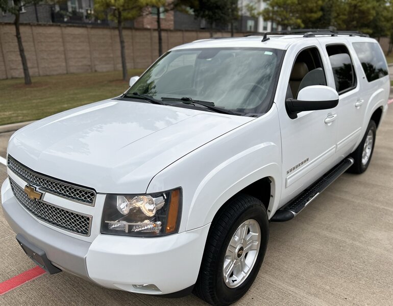 2010 Chevrolet CHEVROLET SUBURBAN LT Z-71 4X4 LEATHER DVD HTD COOL SEATS LOADED 4WD   - Photo 5 - Stafford, TX 77477