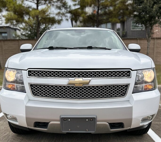 2010 Chevrolet CHEVROLET SUBURBAN LT Z-71 4X4 LEATHER DVD HTD COOL SEATS LOADED 4WD   - Photo 7 - Stafford, TX 77477