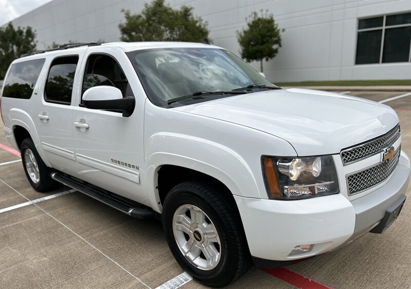 2010 Chevrolet CHEVROLET SUBURBAN LT Z-71 4X4 LEATHER DVD HTD COOL SEATS LOADED 4WD   - Photo 12 - Stafford, TX 77477