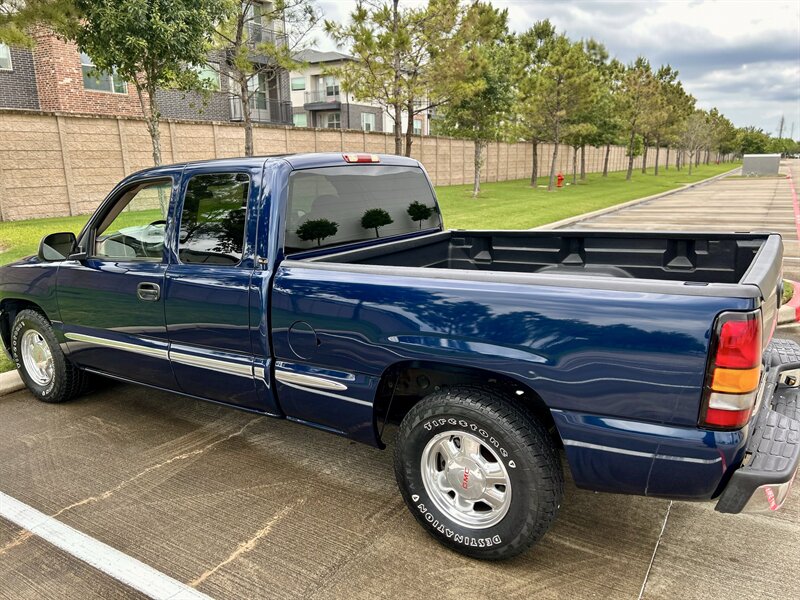 2002 GMC GMC SIERRA SLE 5.3L EXTENDED CAB 98K MILES FRESH PAINT YOUTUBE VIDEO   - Photo 21 - Stafford, TX 77477