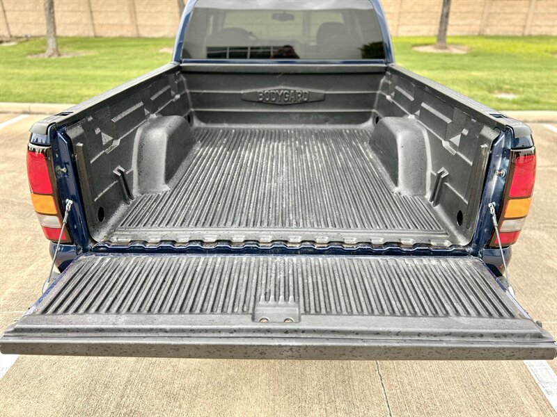 2002 GMC GMC SIERRA SLE 5.3L EXTENDED CAB 98K MILES FRESH PAINT YOUTUBE VIDEO   - Photo 29 - Stafford, TX 77477