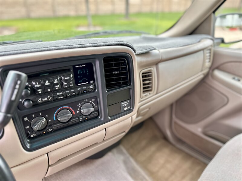 2002 GMC GMC SIERRA SLE 5.3L EXTENDED CAB 98K MILES FRESH PAINT YOUTUBE VIDEO   - Photo 55 - Stafford, TX 77477