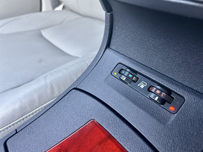 2008 Lexus LEXUS ES 350 NAVIGATION SUN LEATHER HEAT/COOL SEAT KEYLESS YOUTUBE VIDEO   - Photo 43 - Stafford, TX 77477