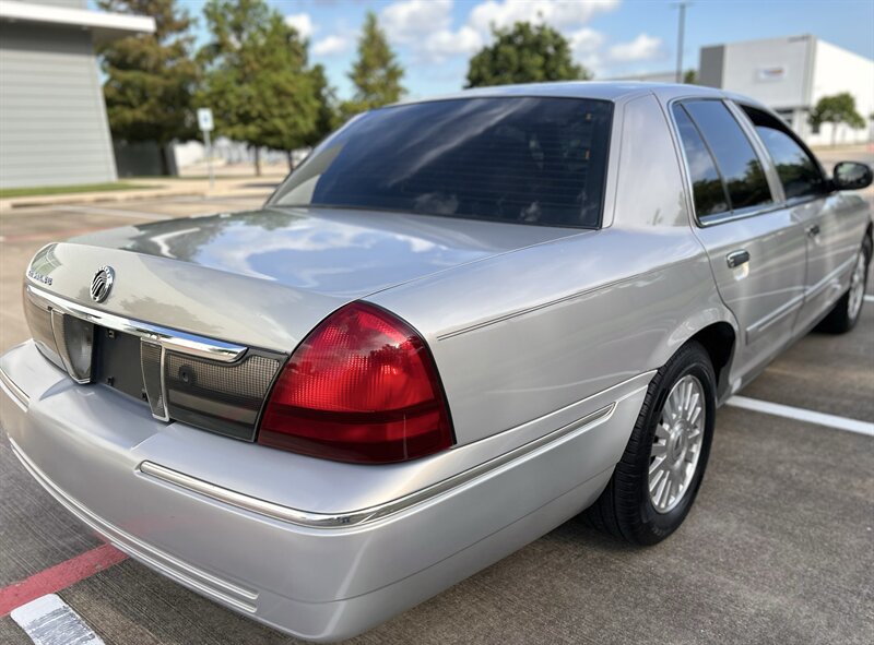 2006 Mercury MERCURY GRAND MARQUIS LS ULTIMATE EDITION 47K LOW MILES WOOD STEERING   - Photo 23 - Stafford, TX 77477