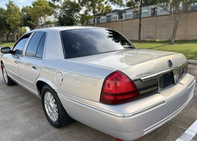 2006 Mercury MERCURY GRAND MARQUIS LS ULTIMATE EDITION 47K LOW MILES WOOD STEERING   - Photo 27 - Stafford, TX 77477