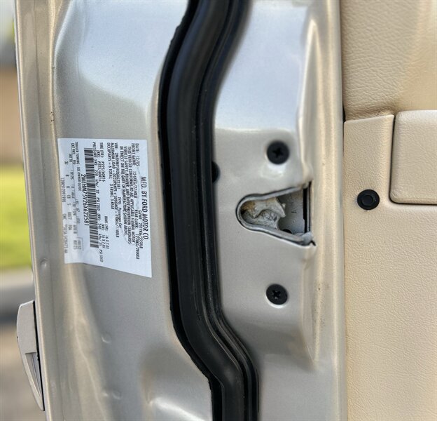 2006 Mercury MERCURY GRAND MARQUIS LS ULTIMATE EDITION 47K LOW MILES WOOD STEERING   - Photo 100 - Stafford, TX 77477