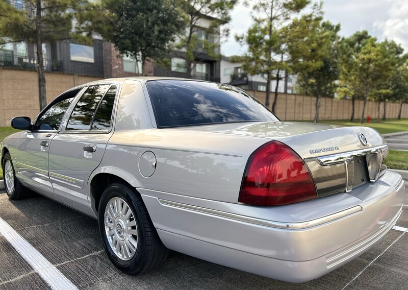 2006 Mercury MERCURY GRAND MARQUIS LS ULTIMATE EDITION 47K LOW MILES WOOD STEERING   - Photo 28 - Stafford, TX 77477