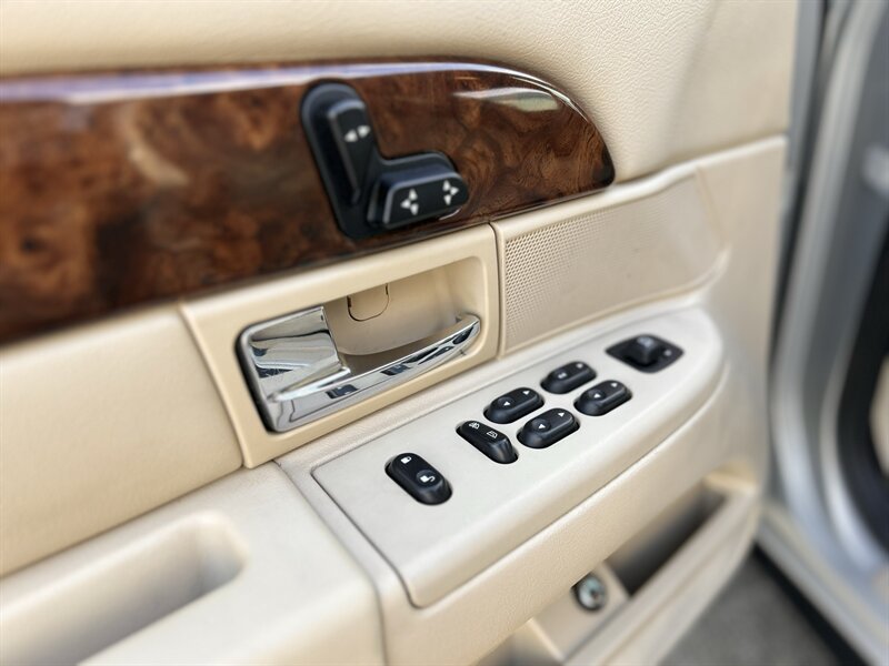 2006 Mercury MERCURY GRAND MARQUIS LS ULTIMATE EDITION 47K LOW MILES WOOD STEERING   - Photo 49 - Stafford, TX 77477