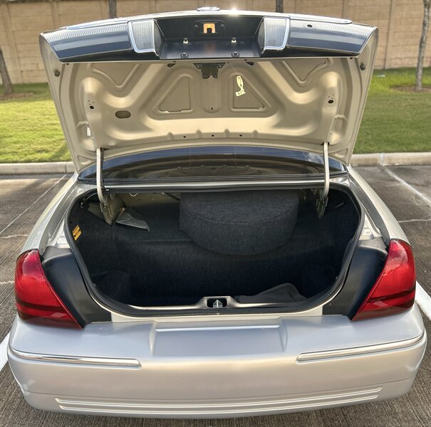 2006 Mercury MERCURY GRAND MARQUIS LS ULTIMATE EDITION 47K LOW MILES WOOD STEERING   - Photo 34 - Stafford, TX 77477