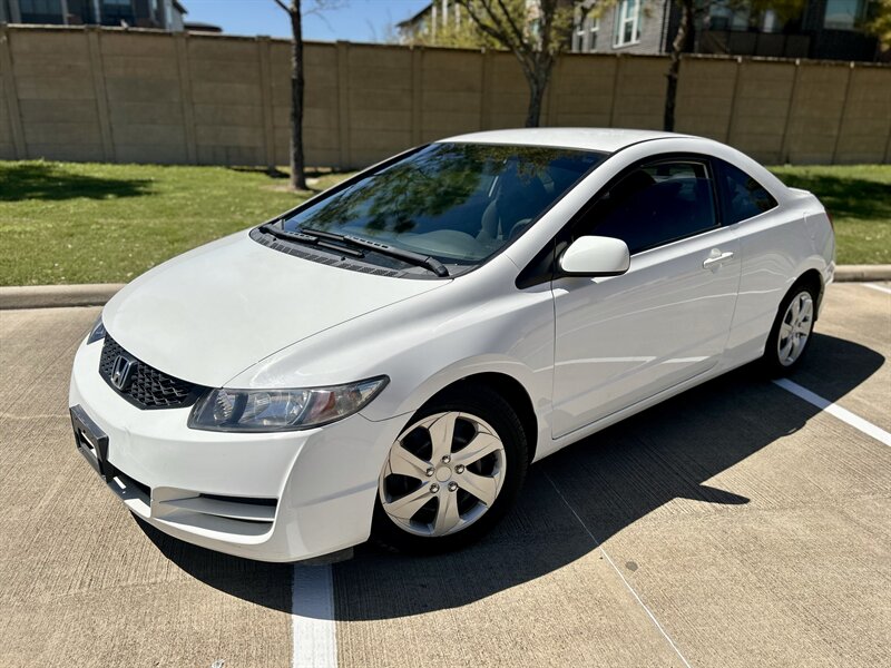 2011 Honda HONDA CIVIC LX COUPE GAS SAVER AUTOMATIC YOUTUBE VIDEO   - Photo 2 - Stafford, TX 77477