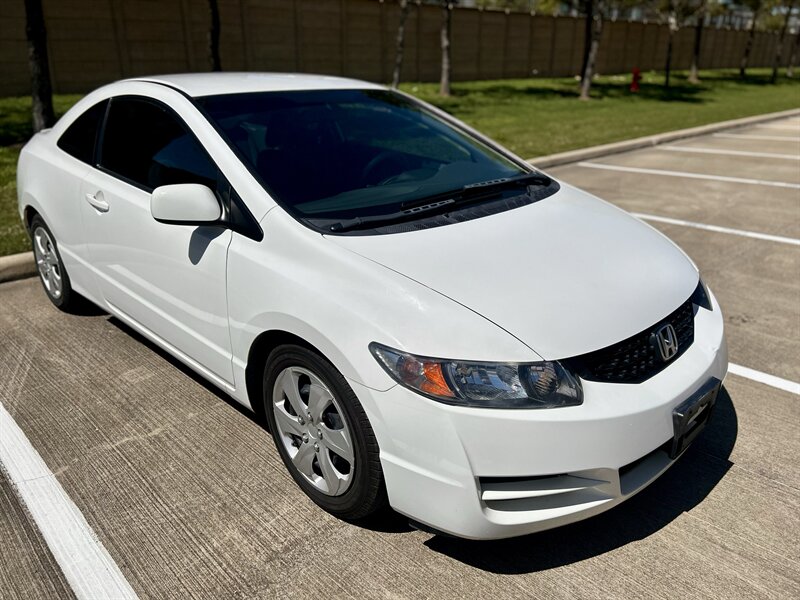 2011 Honda HONDA CIVIC LX COUPE GAS SAVER AUTOMATIC YOUTUBE VIDEO   - Photo 12 - Stafford, TX 77477