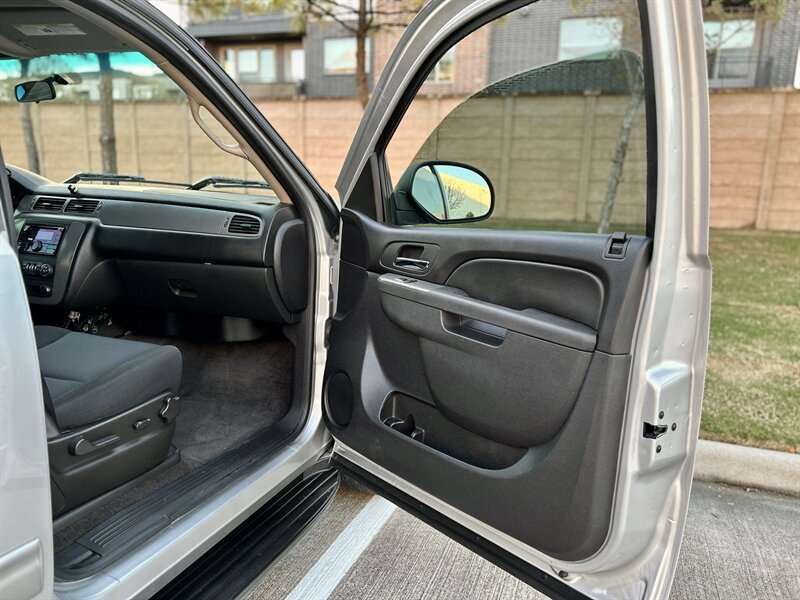 2011 Chevrolet Tahoe Police   - Photo 48 - Stafford, TX 77477