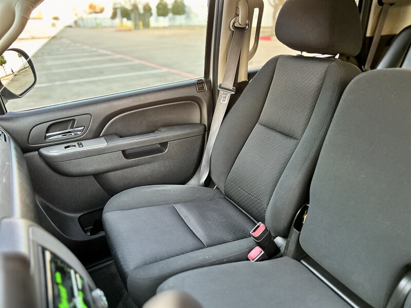 2011 Chevrolet Tahoe Police   - Photo 41 - Stafford, TX 77477