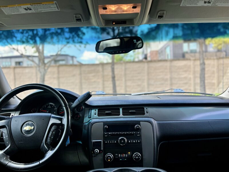2008 Chevrolet CHEVROLET AVALANCHE LS LEATHER 17 "INCH WHEELS WALK-AROUND YOUTUBE VIDEO   - Photo 64 - Stafford, TX 77477