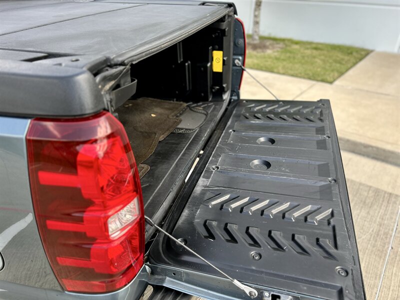 2008 Chevrolet CHEVROLET AVALANCHE LS LEATHER 17 "INCH WHEELS WALK-AROUND YOUTUBE VIDEO   - Photo 45 - Stafford, TX 77477