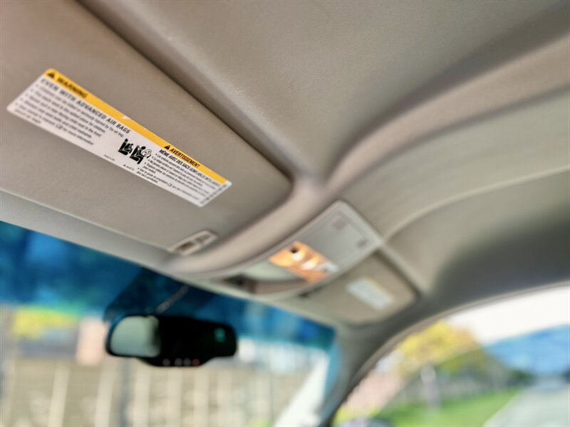 2008 Chevrolet CHEVROLET AVALANCHE LS LEATHER 17 "INCH WHEELS WALK-AROUND YOUTUBE VIDEO   - Photo 65 - Stafford, TX 77477