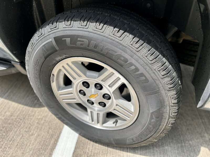 2008 Chevrolet CHEVROLET AVALANCHE LS LEATHER 17 "INCH WHEELS WALK-AROUND YOUTUBE VIDEO   - Photo 81 - Stafford, TX 77477